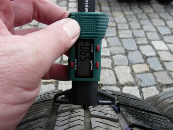 ZIMNÍ PNEU BARUM 195/65R15 - 5