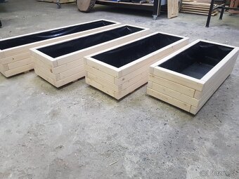 Masivní dřevěné truhlíky - 5