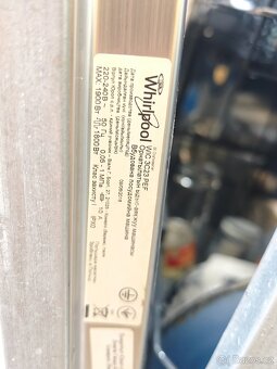 Whirlpool A++,8 programů,14 sad,6 smysl,Power Clean - 5