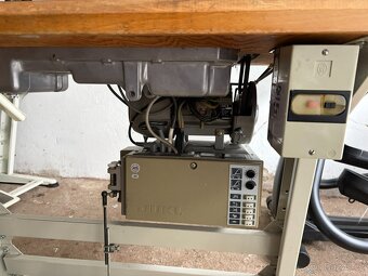 Průmyslový šicí stroj JUKI DDL-5550-6 - 5