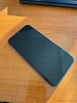 iPhone 11 64gb - 5