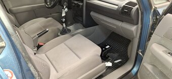 Audi A2 1,6 FSI 81 KW BAD - 5