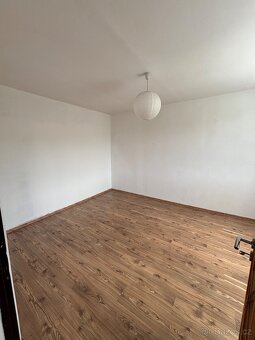 Vybavení bytu za 1 000 Kč – kuchyňská linka, dřez, nábytek, - 5