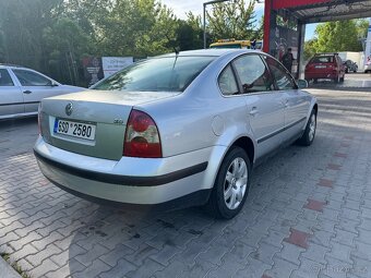 Volkswagen Passat - 5