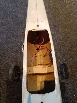 RC model letadla k opravě - 5
