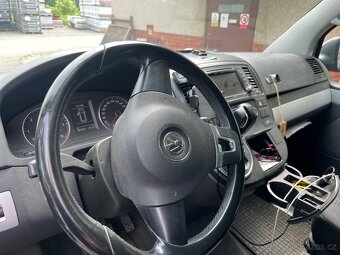 VW Multivan 2014 - 5