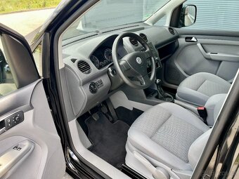 VW Caddy Maxi 1.9TDI 77kW 7 míst TAŽNÉ Výhřev SENZORY - 5