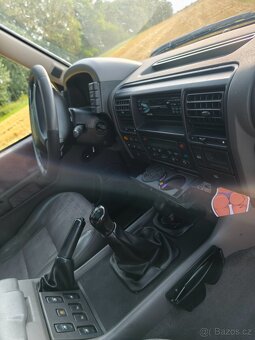 Land Rover Discovery II - 5