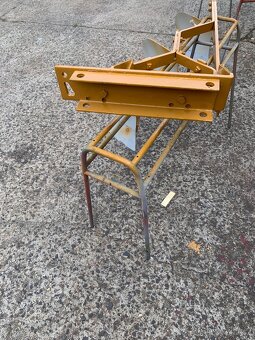 Prodám tříradličný pluh za malotraktor mt8,tk14 - 5