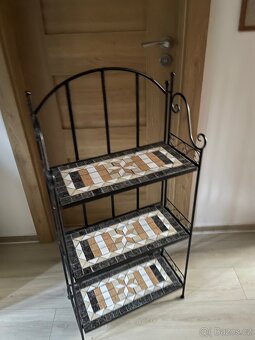 Police stojan na kytky - 5