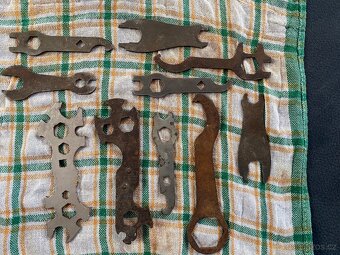 Retro klice na kolo a veci - 5