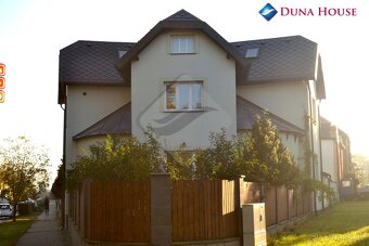 Prodej vily 234 m² s pozemkem 274 m² - 5