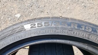 Letní pneu 255/35/19 Continental Run Flat - 5
