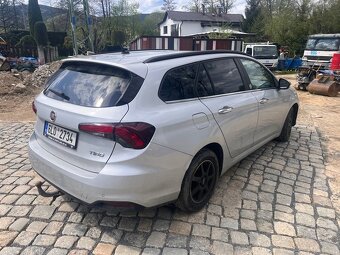 FIAT Tipo 1,4 70kW Mirror Benzin/LPG - 5