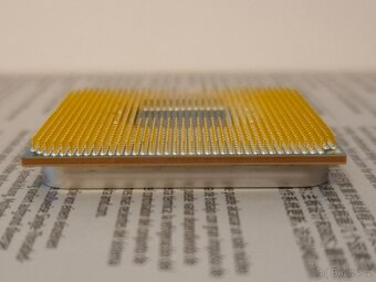 AMD Ryzen 7 5800X3D - 5