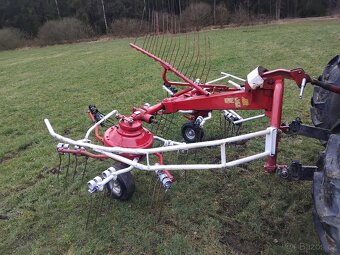 Univerzální 2 rotorový obraceč a shrnovač KUHN - 5