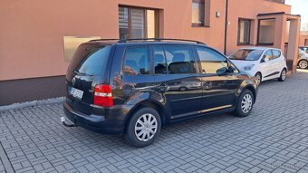 Volkswagen Touran 2.0 TDI / 100KW - 5
