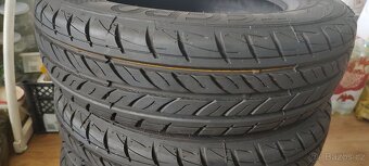 Pneu 155 /70 R13 - 5