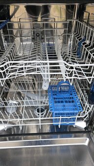 Prodám myčku Indesit DIF 14B1 A - 5