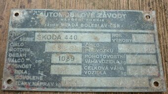 MOTO VĚCI JAWA PAŘEZ + AUTOMOBILOVÉ ŠTÍTKY ŠKODA ATD - 5