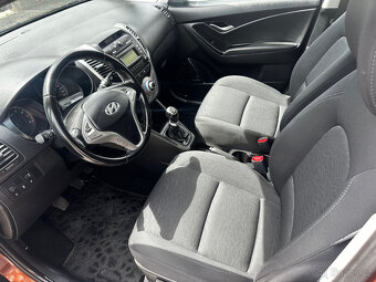 Hyundai IX20 1.4 benzín - 82 tis km - 5