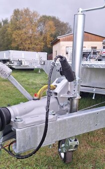 👉 Přívěs TEMARED BUILDER 3 3015/2 S 3,5T – přeprava bagrů - 5