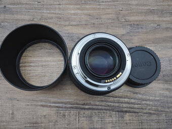 Canon EF 50mm f1,4 USM + clona - 5