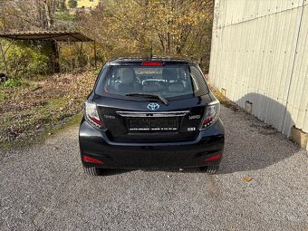 Toyota Yaris, 1.5 Hybrid PLNÝ SERVIS TOYOTA NEHAVAROVANÉ - 5