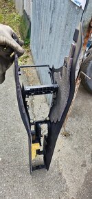 Stredovy tunel Audi A4 b6 B7 8e - 5