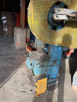 Výstředníkoví liss LEP 125 - 5