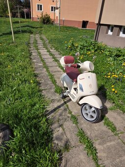 Dětský skútr Vespa - 5