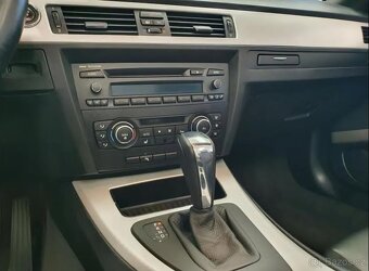 BMW E93 320I 2010 FACELIFT - 5