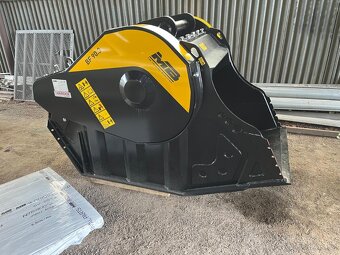 Drtící lžíce MB CRUSHER - 5