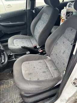 Škoda Fabia 1.2 HTP 40kW, RV 2006, ČIST Popis - 5