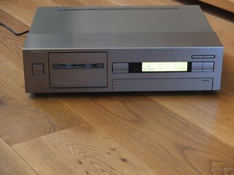 ONKYO K-200R TapeDeck - PIONEER DVR-7000 DVD Recorder--JVC - 5