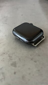 Apple WATCH 6 40mm SPACE GRAY ALUMINUM Case+řemínek MILANESE - 5
