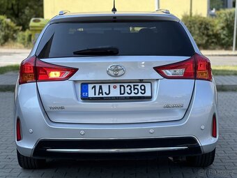 Toyota Auris 2015 - 5