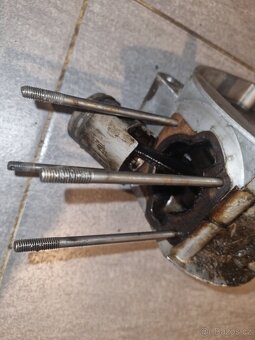 Polomotor babetta 210 - 5