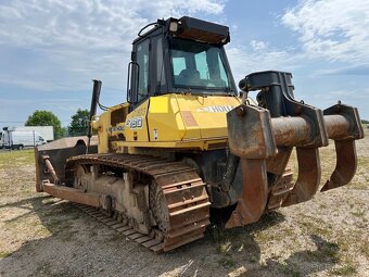 BULDOZER NEW HOLLAND D 180 - 5