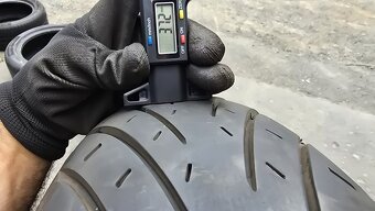 Metzeler 180/55/17, DOT2621 - 5