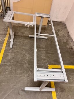 Rohový psací a jednací stůl zn. IKEA - 5