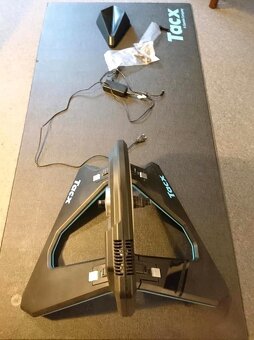 Trenažér Tacx Neo 2T bundle vč. - 5