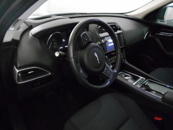 Jaguar f Pace 221kw v6 nafta AWD - 5