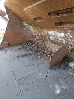 Prodám velkou lopatu Hon un 053 - 5