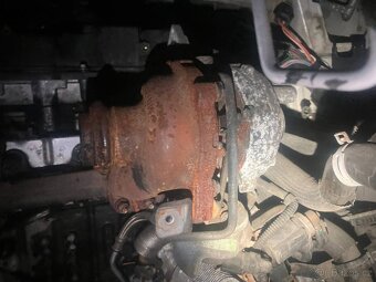 PEUGEOT 5008-1,6HDI-AUTOMAT+DALSI DILY.INFO TEXT. - 5