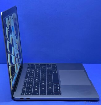 MacBook Pro 13” 2017/16GB RAM/Intel i5/256GB SSD/ Záruka - 5