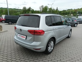 Volkswagen Touran 1,2 Tsi,81kw,SERVISKA,VÝHŘEV - 5