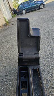 BMW e36 kozena loketni operka - 5