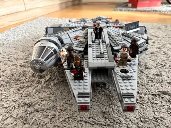 Millennium Falcon - 5