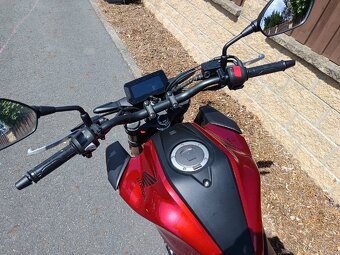 Honda CB 125 R 2024 - 5